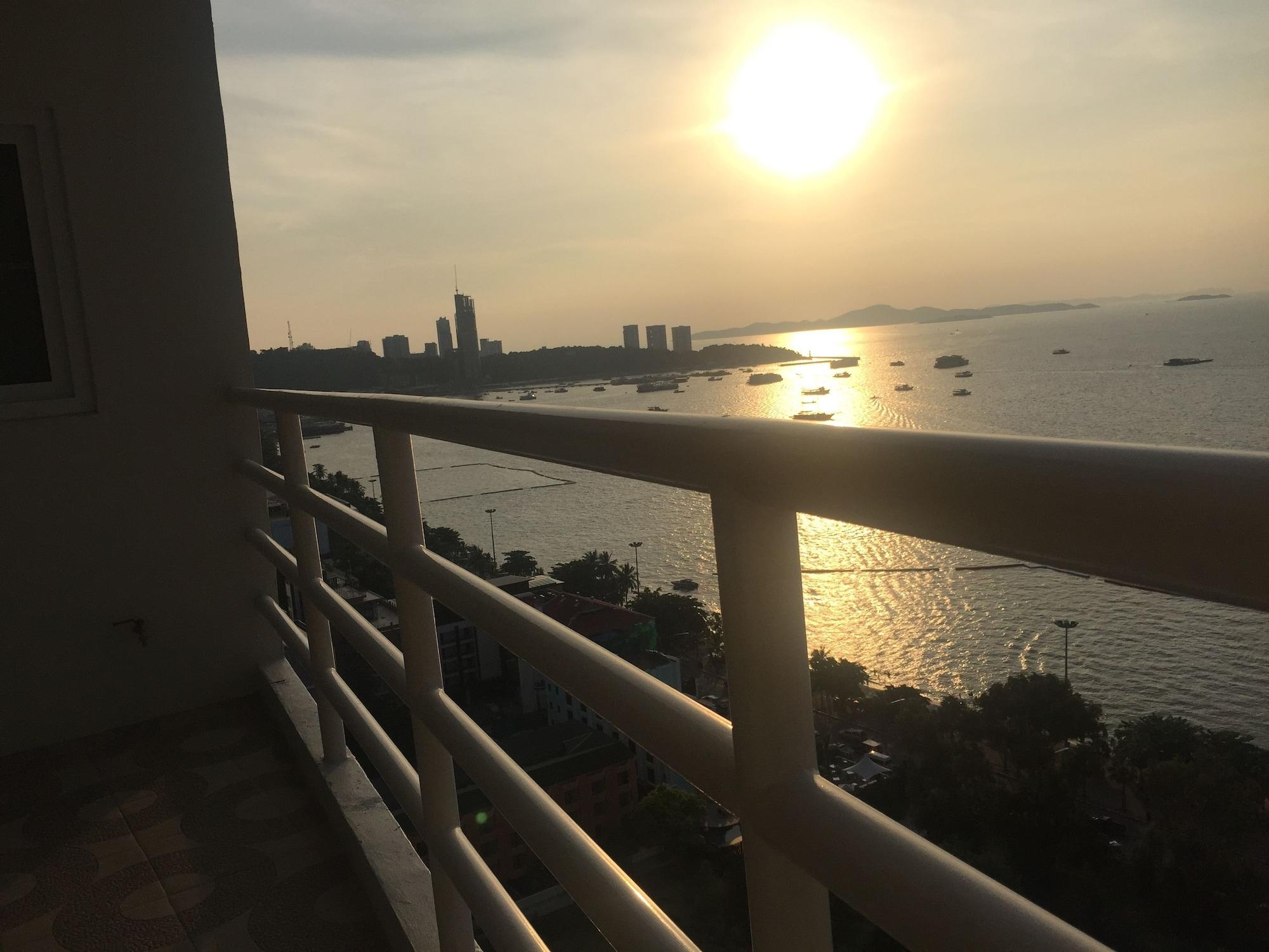 View Talay 6 Condominium By Honey Pattaya Extérieur photo